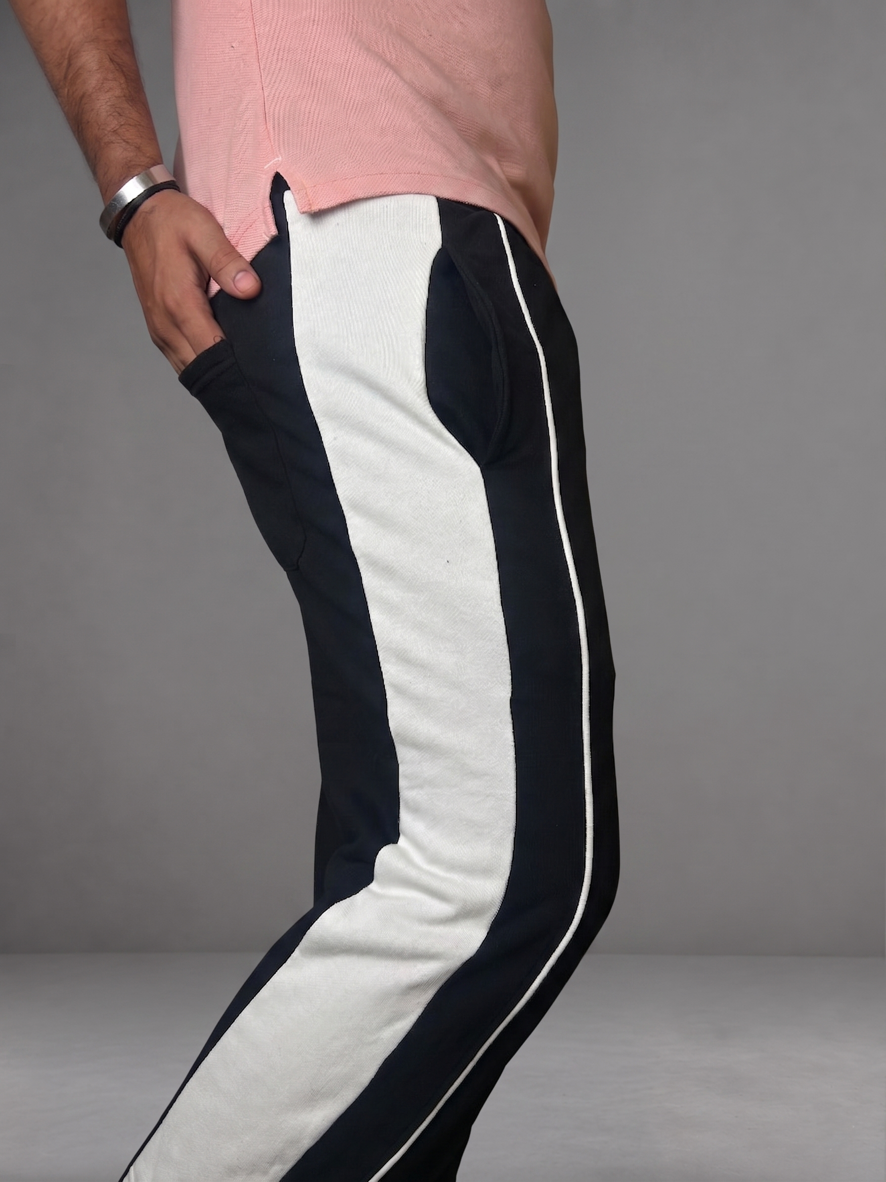 BLACK - DUAL PANEL BAGGY
